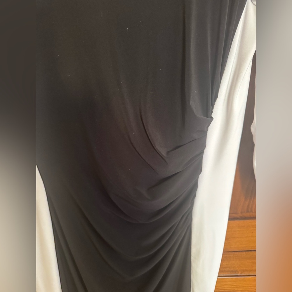 Lauren Ralph Lauren Black & White Long Sleeve Dress with ruching. Size 12   EUC - Picture 3 of 6